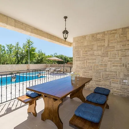 Ferienhaus In Privlaka Mit Privatem Pool - B60086 Дом отдыха *